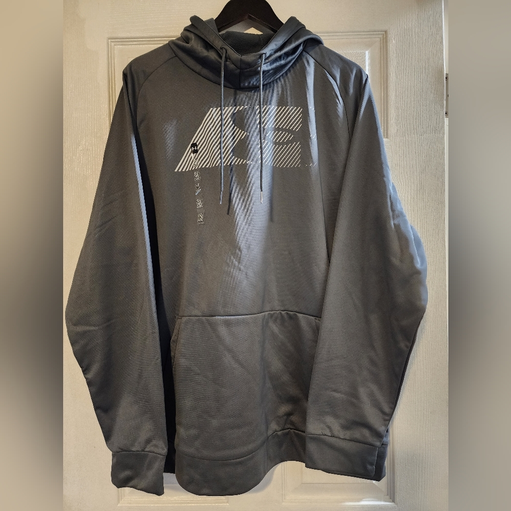 New grey under Armour sweatshirt